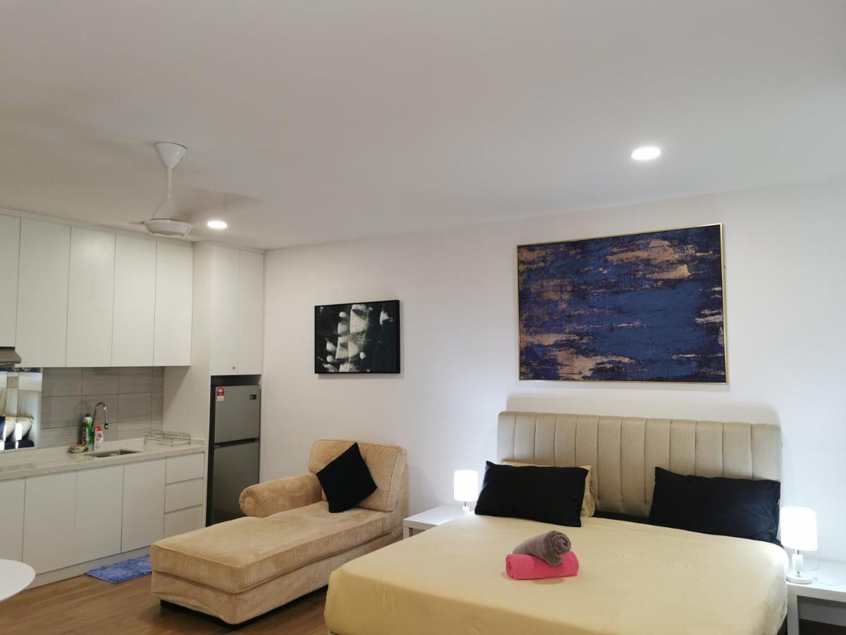 Apple Home 2 At Menara Simfoni, King Size Bed, Cheras, Nexflix, Wifi, Parking Seri Kembangan Buitenkant foto