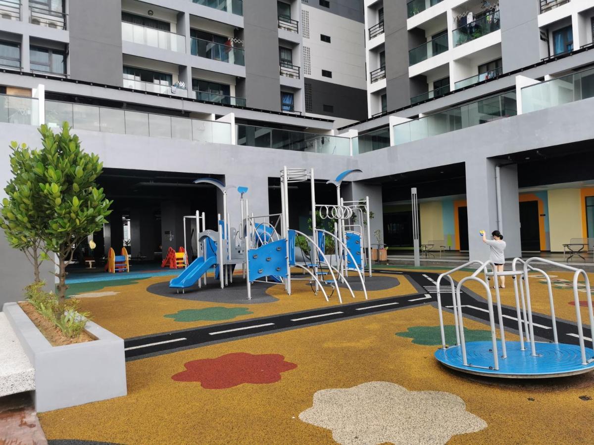 Apple Home 2 At Menara Simfoni, King Size Bed, Cheras, Nexflix, Wifi, Parking Seri Kembangan Buitenkant foto