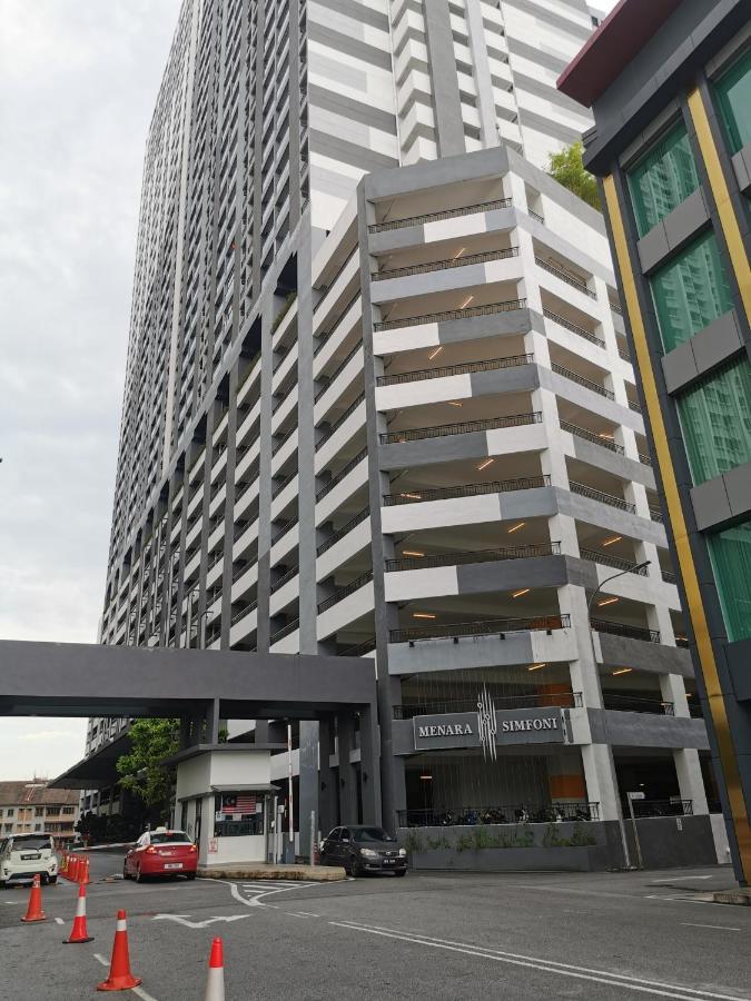 Apple Home 2 At Menara Simfoni, King Size Bed, Cheras, Nexflix, Wifi, Parking Seri Kembangan Buitenkant foto