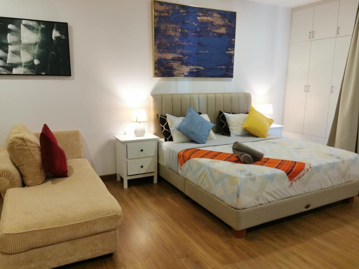 Apple Home 2 At Menara Simfoni, King Size Bed, Cheras, Nexflix, Wifi, Parking Seri Kembangan Buitenkant foto
